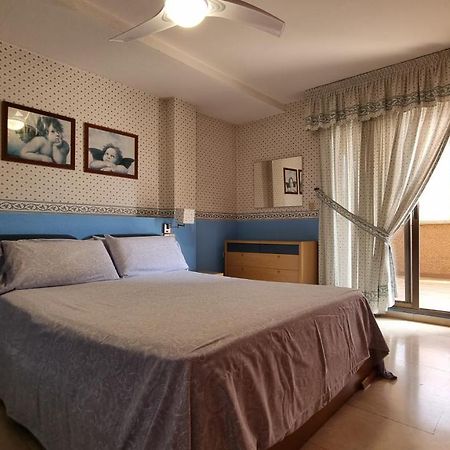 בנידורם Atico Con Terraza Y 2 Habitaciones En Casco Antiguo מראה חיצוני תמונה