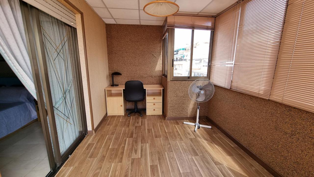 בנידורם Atico Con Terraza Y 2 Habitaciones En Casco Antiguo מראה חיצוני תמונה